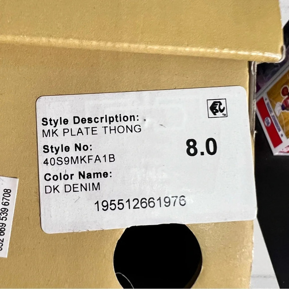 Michael Kors Plate Flat Thong Sandal Blue Denim Monogram Womens Size 8 - Picture 12 of 12